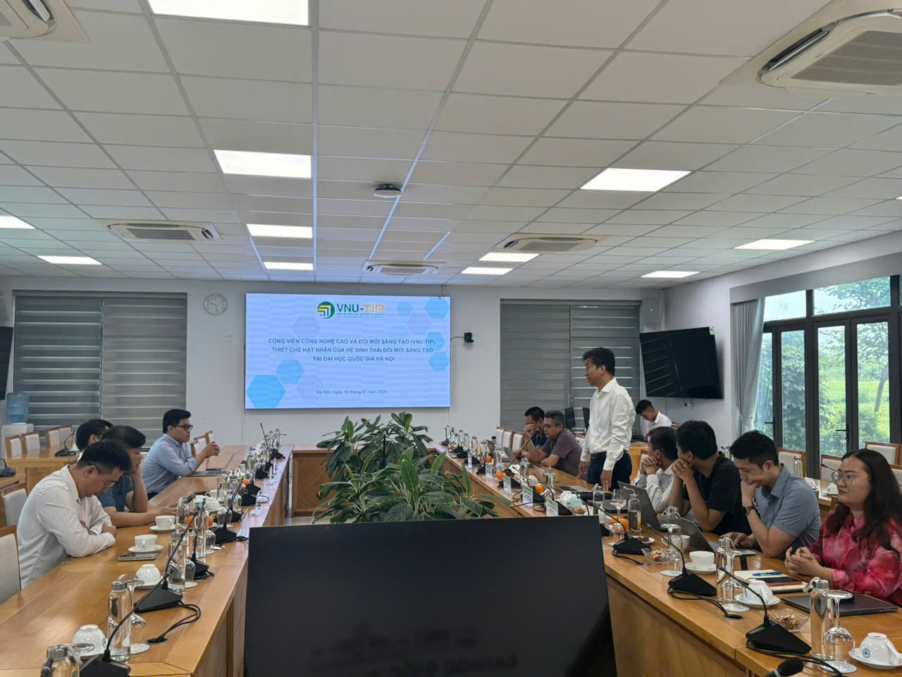 Toàn cảnh buổi làm việc giữa VNU - TIP và Sở Khoa học và Công nghệ Hải Phòng