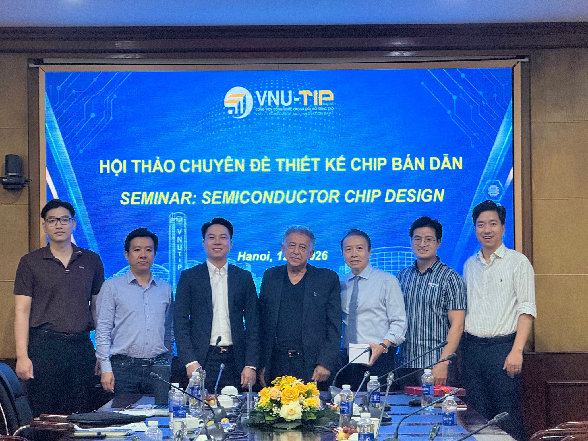 Semiconductor Chip Design Seminar — photo 6